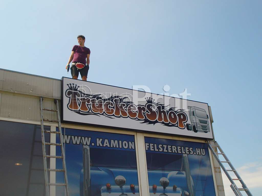 Világító reklám - TruckerShop